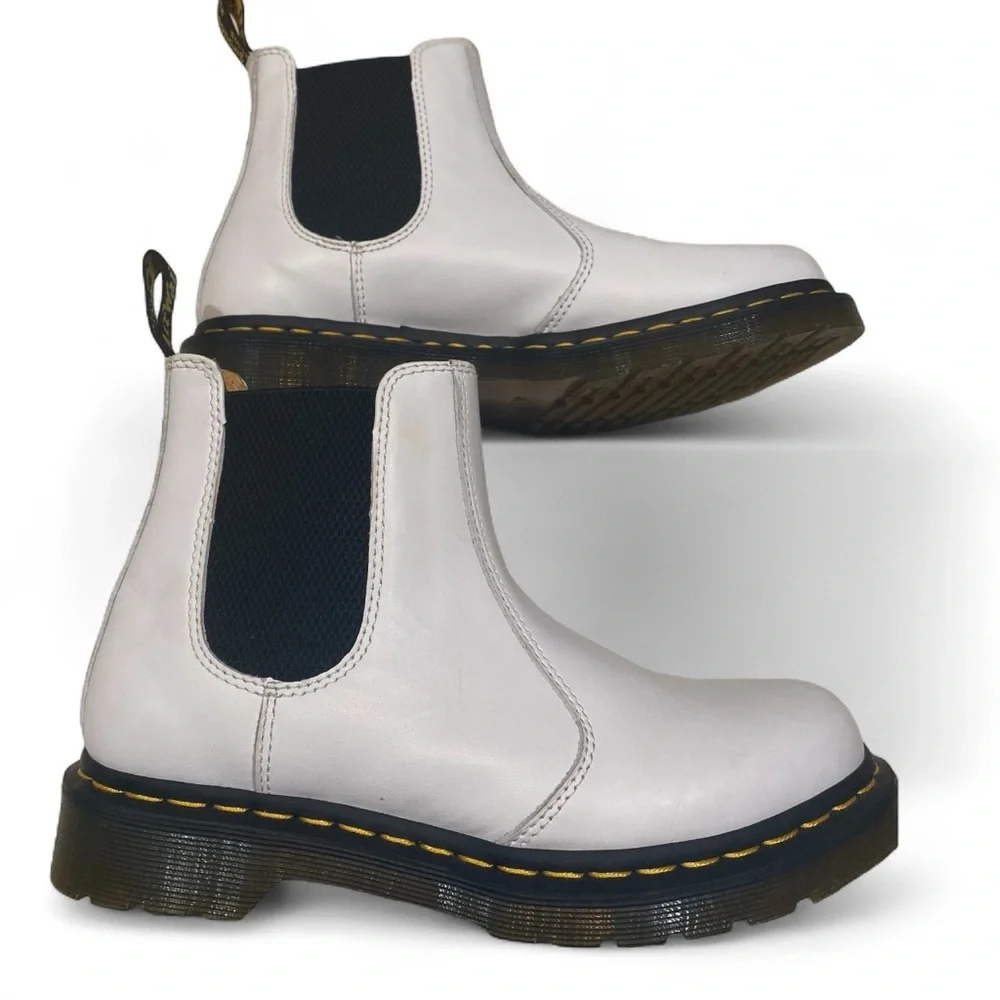 Doc Martins Chelsea Boot in White Smooth Leather Size 9 - Picture 10 of 10